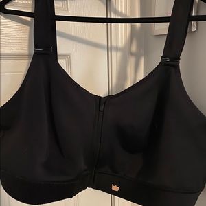 SHEFIT Luxe6 Flex Sports Bra Black & Gold